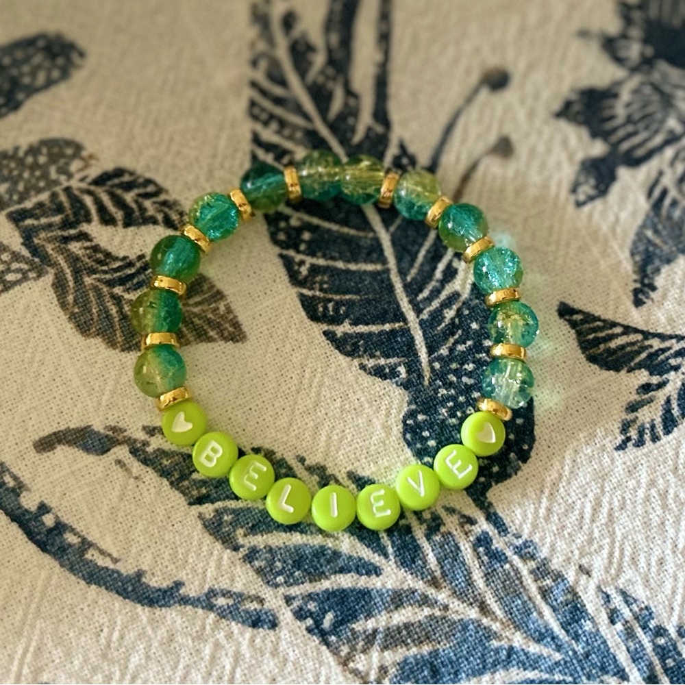 Handmade bead bracelet